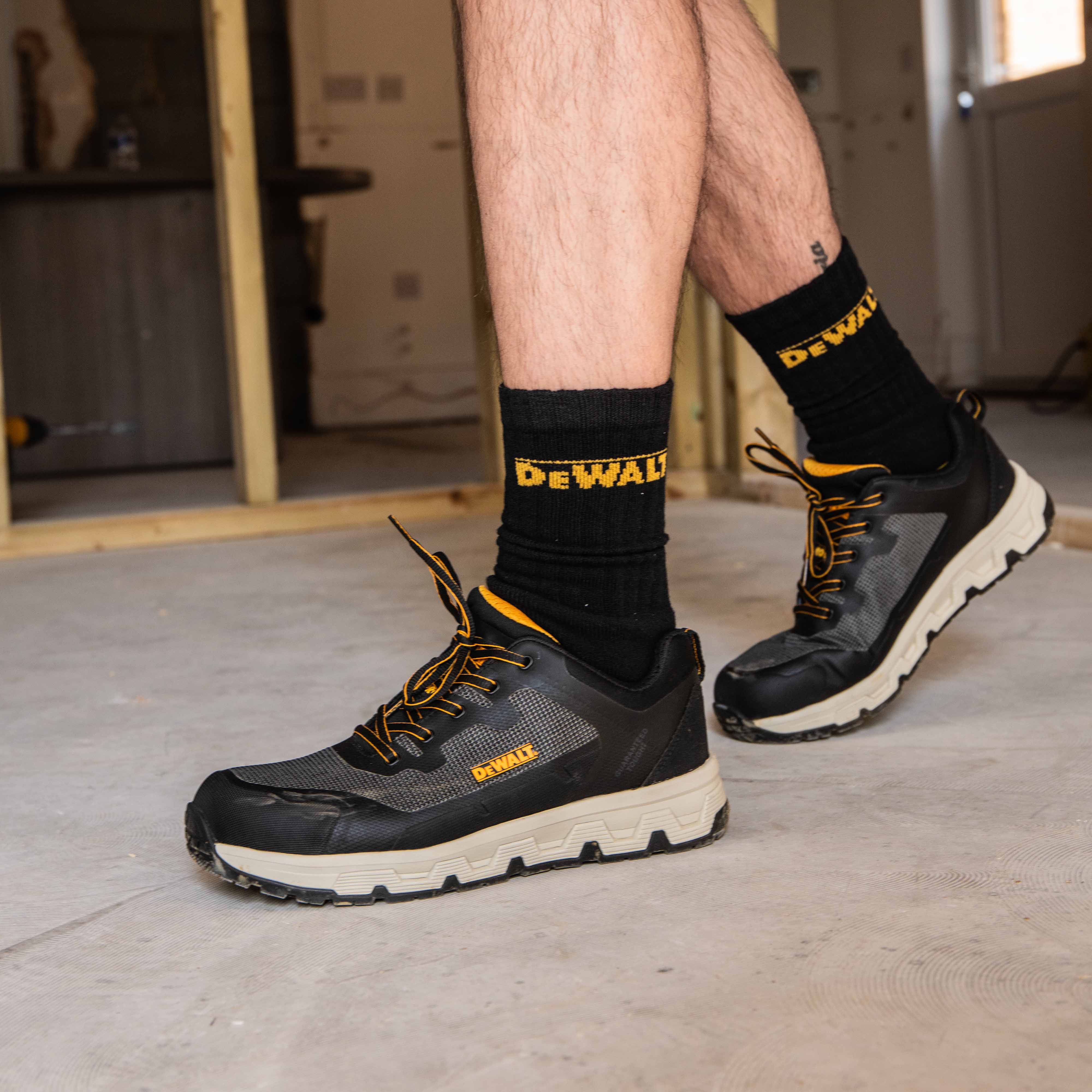 DEWALT Campbell Low Men's Lightweight, Aluminium Toe, Work Safety Trainer - Image 8