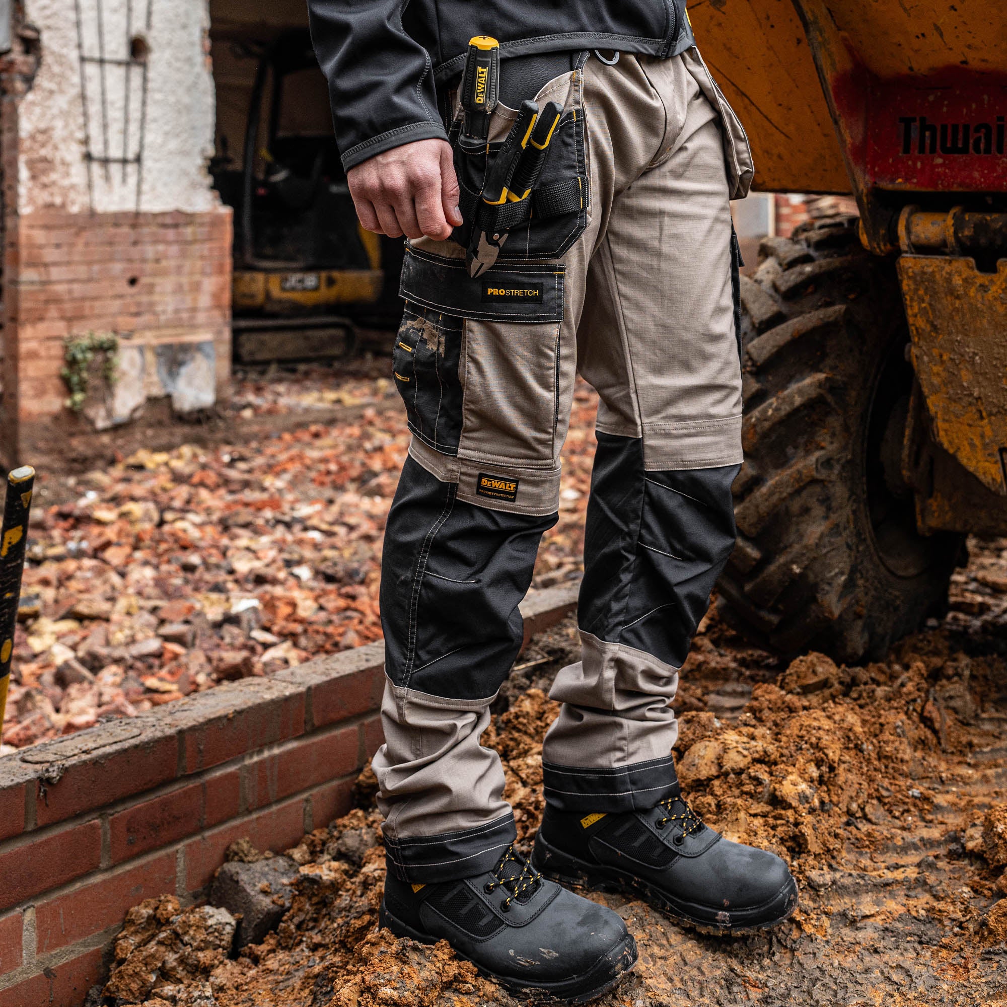 DEWALT Fairhaven Men's Pro-Stretch, Slim Fit, Holster Pocket, Work Trousers - Image 13