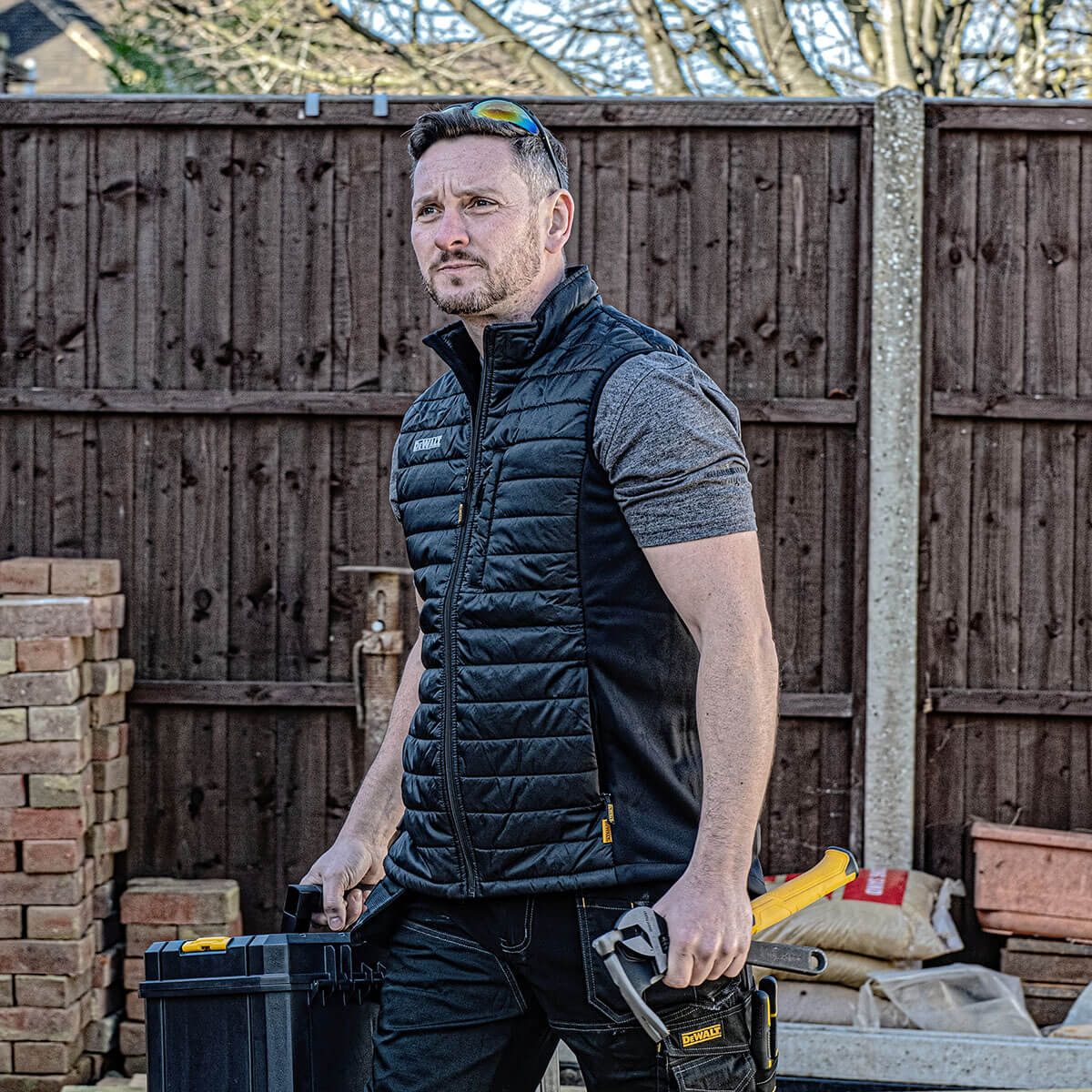 DEWALT Force Men's Lightweight, Rip-Stop, Slim Fit Gilet - Image 5