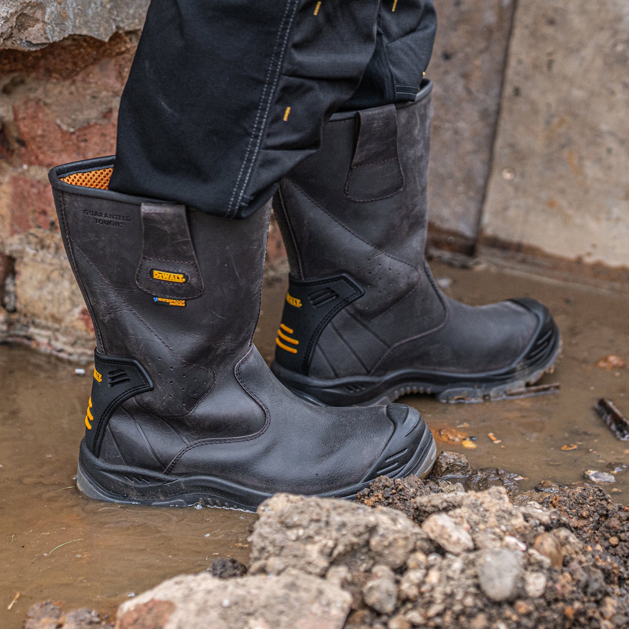 DEWALT Tungsten Men's, Waterproof, Steel Safety Toe Cap, Rigger Work Boot - Image 7